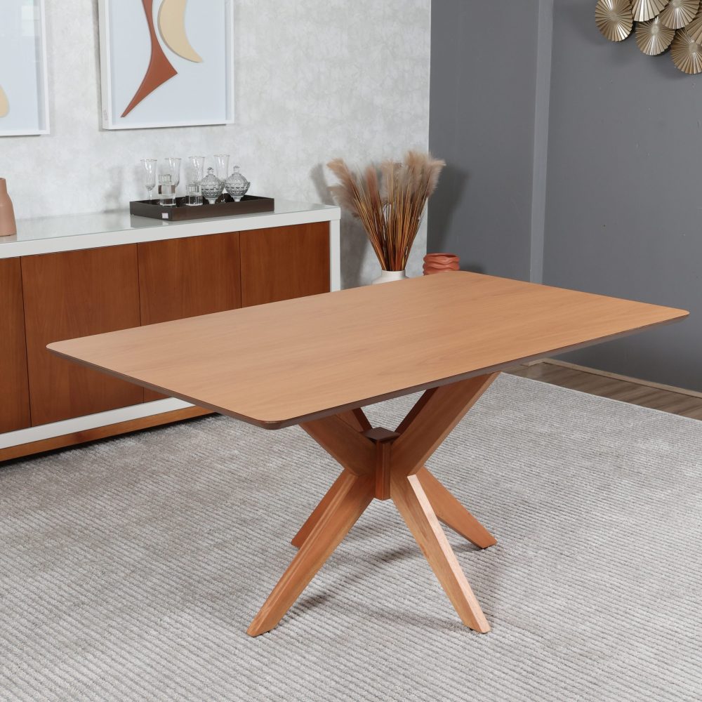 Mesa de Jantar Turim 1,56 x 0,90 Jequitiba/ Castanho